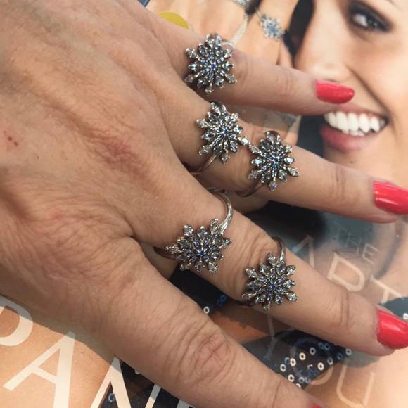 Pandora | Jewelry | Pandora Snowflake 
